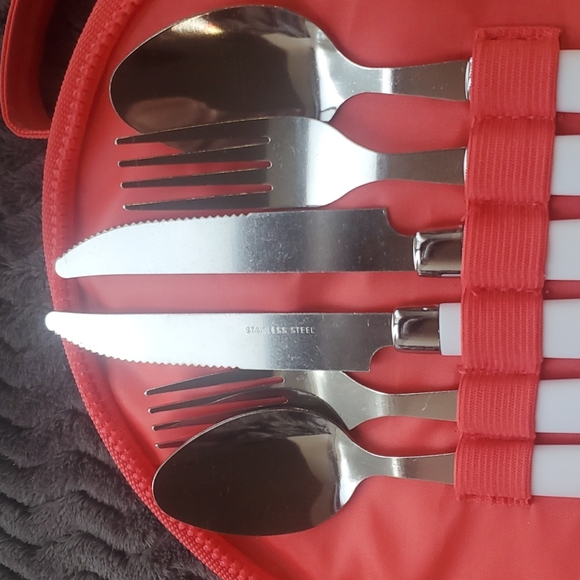 Sunnylife Picnic Set - Picture 3 of 7